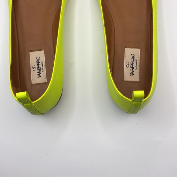 Valentino Neon Green Flats - Picture 5 of 11